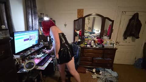 Snapshot of mysteryblue62 chatting on 30, 11, 2025 Mystery Blue and Mistress Prude online show from 30, 11, 2025