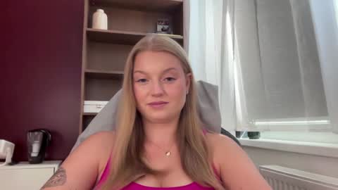 Snapshot of mysteryericax chatting on 30, 6, 2026 Erica online show from 30, 6, 2026