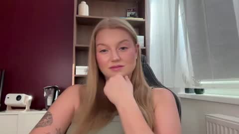 Snapshot of mysteryericax chatting on 2, 7, 2026 Erica online show from 2, 7, 2026