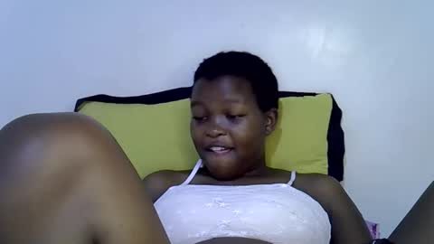 mystic_desire3 online show from 17, 4, 2026