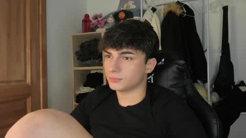 Evan Brown online show from 15, 10, 2025