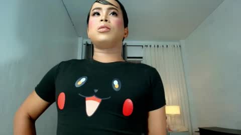 Snapshot of mysticflame332683 chatting on 30, 5, 2026 kim online show from 30, 5, 2026
