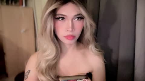 Snapshot of mystickitty22 chatting on 24, 6, 2026 Lucy online show from 24, 6, 2026