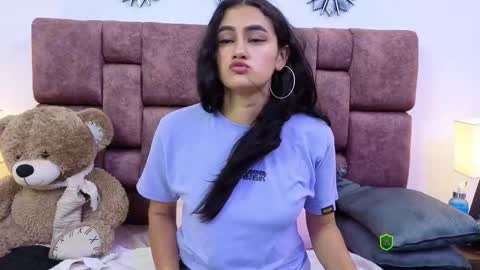 mysticliah online show from 12, 11, 2025