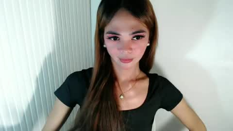 Snapshot of mysticofcum22 chatting on 15, 6, 2026 Krestine online show from 15, 6, 2026