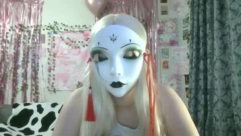 mysticyumiko online show from 22, 12, 2025