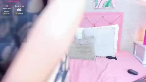 Snapshot of mystikdoll chatting on 9, 10, 2025 Misteika online show from 9, 10, 2025