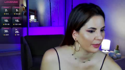 Angeline online show from 25, 11, 2025