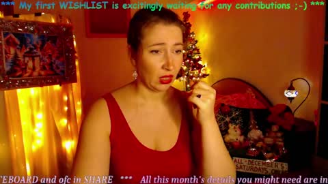 Snapshot of mystydew chatting on 5, 12, 2024 MystyDew online show from 5, 12, 2024