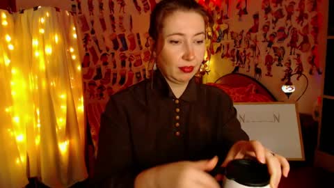Snapshot of mystydew chatting on 1, 2, 2025 MystyDew online show from 1, 2, 2025