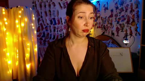 Snapshot of mystydew chatting on 1, 2, 2025 MystyDew online show from 1, 2, 2025