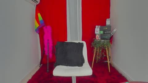   IG belladanielab online show from 5, 12, 2024