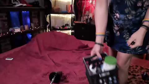 Jade Nyxxx online show from 16, 11, 2025