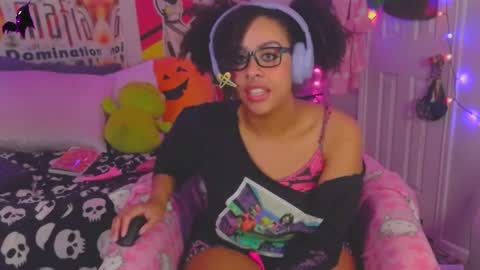 Snapshot of n1nt3ndh03 chatting on 2, 1, 2025 kiwi online show from 2, 1, 2025