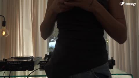 Nova online show from 28, 3, 2026