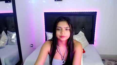 Snapshot of naahia__clark chatting on 2, 12, 2024 naahia__clark online show from 2, 12, 2024