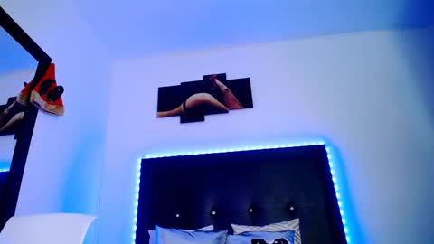 Snapshot of naahia__clark chatting on 21, 12, 2024 naahia__clark online show from 21, 12, 2024