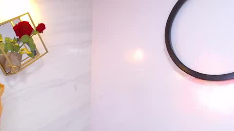 naamah_b online show from 31, 1, 2025