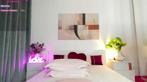 Nadia online show from 18, 2, 2025