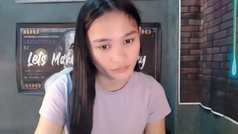 nadiestar online show from 23, 4, 2026