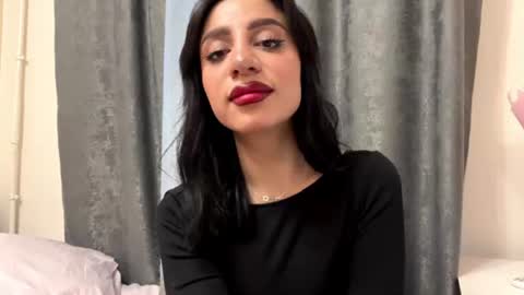 Snapshot of nadinevanni chatting on 30, 6, 2026 Leya online show from 30, 6, 2026
