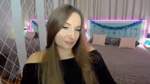 NadinGracefull online show from 20, 12, 2025