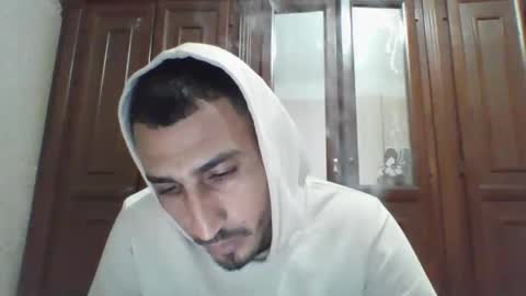 Snapshot of nadirff16 chatting on 2, 2, 2025 V online show from 2, 2, 2025