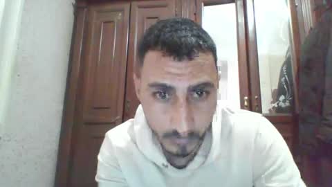 Snapshot of nadirff16 chatting on 4, 2, 2025 V online show from 4, 2, 2025