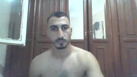 Snapshot of nadirff16 chatting on 1, 10, 2025 V online show from 1, 10, 2025