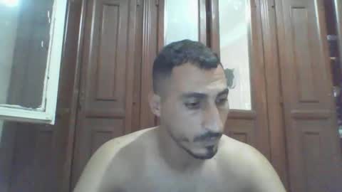 Snapshot of nadirff16 chatting on 2, 10, 2025 V online show from 2, 10, 2025
