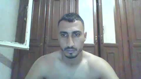 Snapshot of nadirff16 chatting on 8, 10, 2025 V online show from 8, 10, 2025