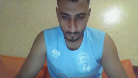 Snapshot of nadirff16 chatting on 9, 10, 2025 V online show from 9, 10, 2025