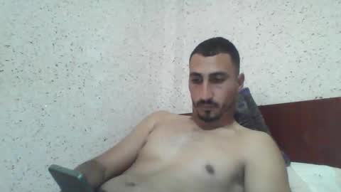 Snapshot of nadirff16 chatting on 17, 10, 2025 V online show from 17, 10, 2025
