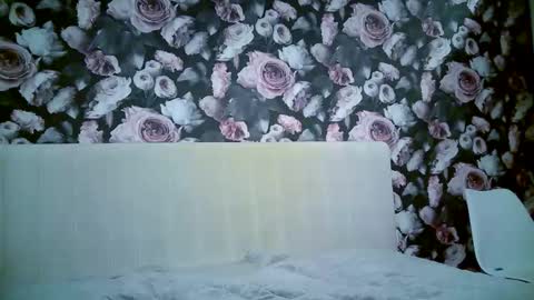 Nadjia online show from 17, 12, 2025