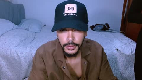 Snapshot of naduu__xx chatting on 2, 2, 2025 naduu__xx online show from 2, 2, 2025