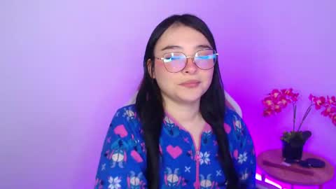  Nahia  online show from 20, 6, 2026
