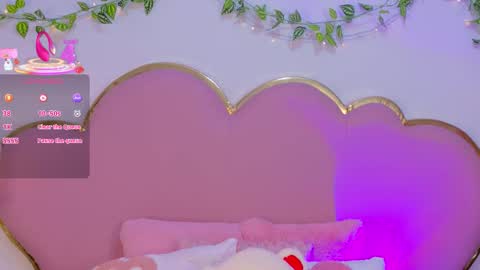 Snapshot of nahiarareina chatting on 16, 12, 2025 NahiaraReina online show from 16, 12, 2025