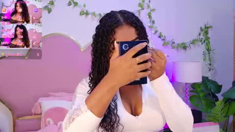 NahiaraReina  online show from 5, 2, 2026