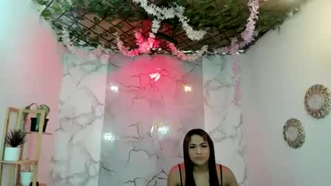 nahomi_hot2002 online show from 1, 5, 2026