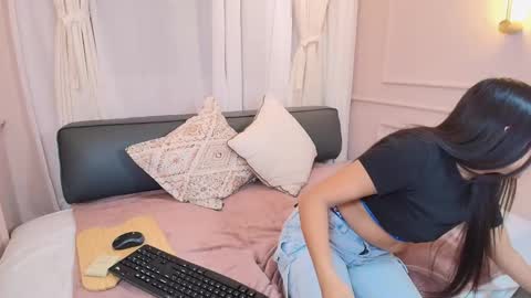 Nahomi online show from 15, 11, 2025