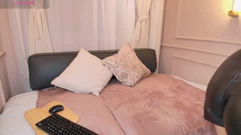 Nahomi online show from 18, 11, 2025