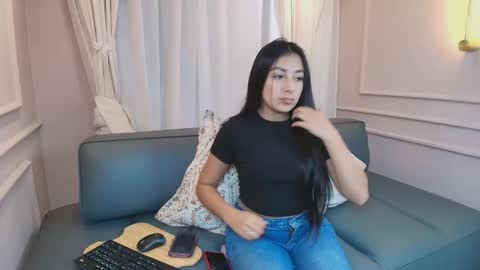 Nahomi online show from 24, 11, 2025