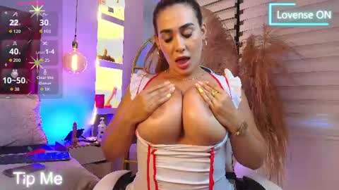 NahomiRoss online show from 7, 7, 2026