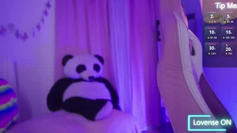 nahomy 2308 online show from 27, 4, 2026