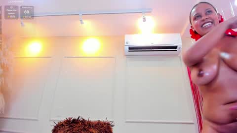 Nahomy online show from 30, 12, 2024