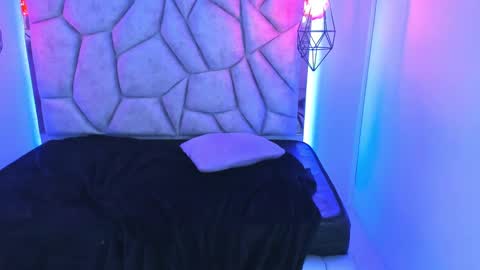    online show from 24, 1, 2025