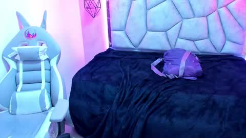    online show from 23, 2, 2025