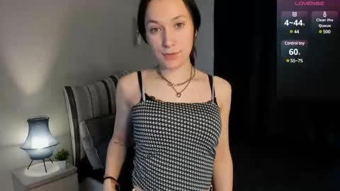 Snapshot of naiamo chatting on 7, 3, 2025 Sonny online show from 7, 3, 2025