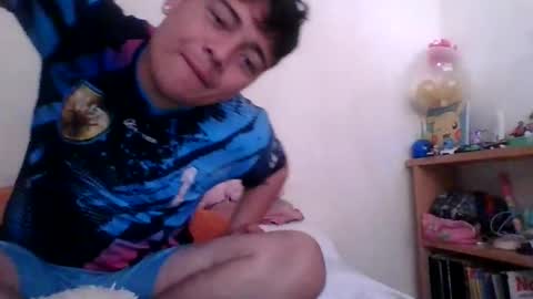 naisha and axel2 online show from 5, 1, 2026