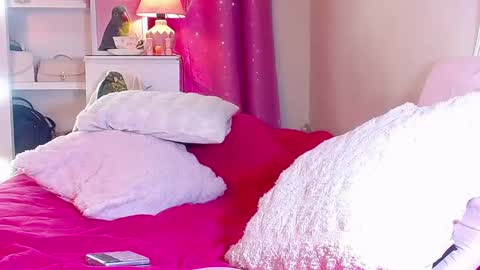 Naissha online show from 4, 12, 2024